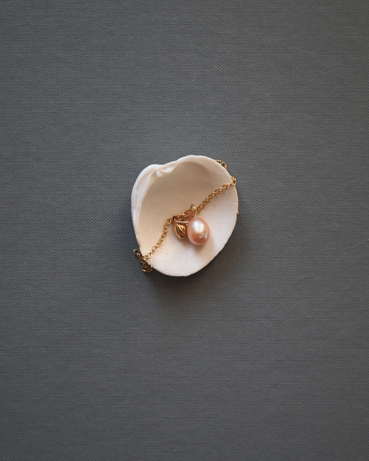 Calla Pendant